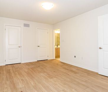 For Lease - 2025 Matteer Court Unit# Unit 20, Innisfil, Ontario - Photo 2