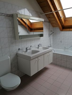 bel appartement mansardé à Schänis – Recherche de nouveaux locataires 1.4.23 - Foto 1