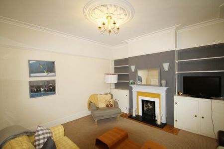 4 bedroom terraced house to rent - Photo 2