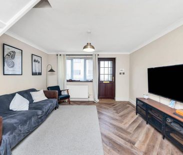 2 bedroom terraced house to rent - Photo 2