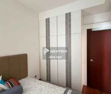 Paragon Residences @ Straits View - Photo 1