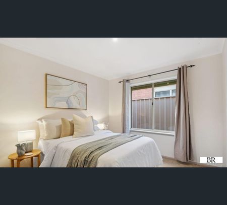 10 Cutlass Walk, Seaford Rise, SA 5169 - Photo 4
