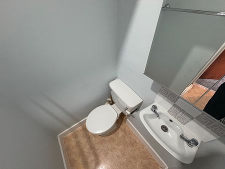 Studio Flat, Stoke Newington Road, N16 - Photo 5