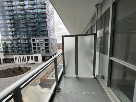 8888 Yonge Street #427 - Photo 4