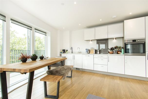 3 Atkins Square, Dalston Lane, Hackney, London, E8 1FP - Photo 1