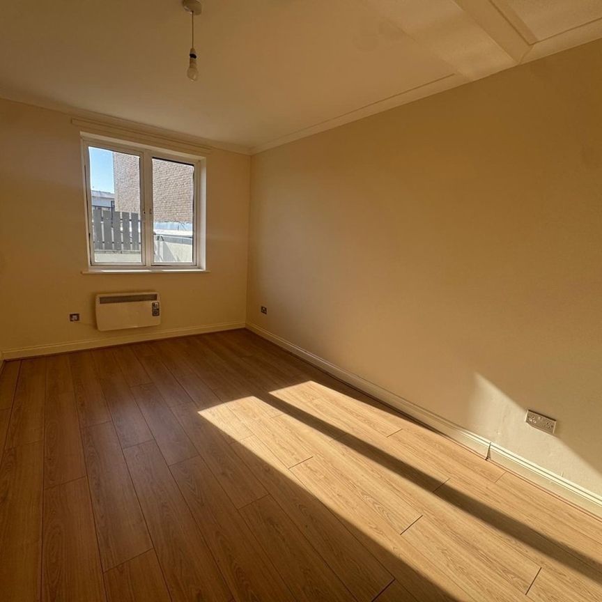 1 Bed Flat, Kalidas Court, SE19 - Photo 1