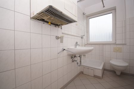 Gut geschnittene Wohnung in einem Vier-Parteinhaus - Photo 5