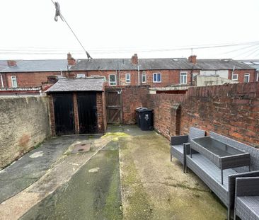 2 bedroom terraced house to rent - Photo 4