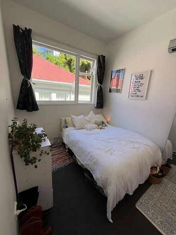 Fully Renovated Gem in Aro Valley - Photo 3