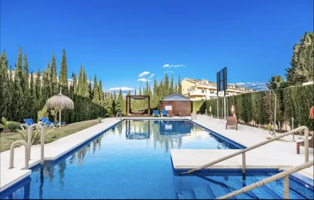 Nueva Andalucía, Nueva Andalucía, Málaga - Photo 3