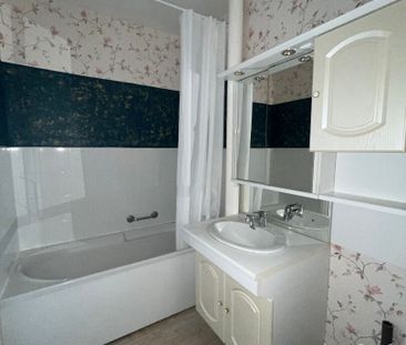 Location Appartement 3 pièces 65m² - Photo 5