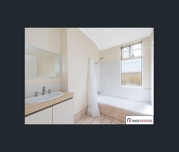 Don’t Miss Out – Spacious 4x2 Home in Prime Location! - Photo 6