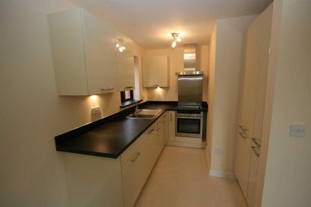 2 bedroom apartment to rent - Photo 2