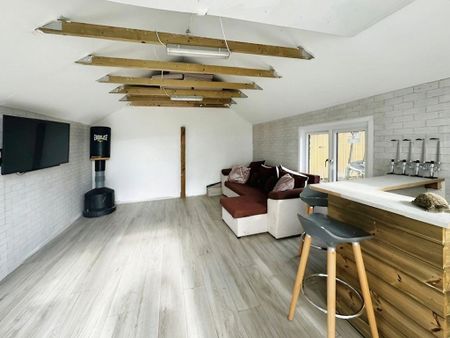 3 bedroom semi-detached house to rent - Photo 4