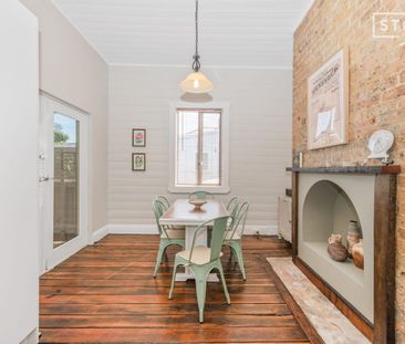 Clark-Will House Charm! - Photo 4