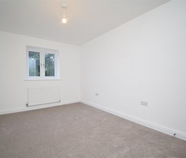 Headland Lane, Earlsheaton, Dewsbury - Photo 4