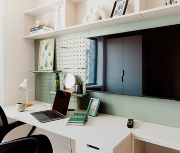 Platinum Studio (Lower Floors) - Photo 5