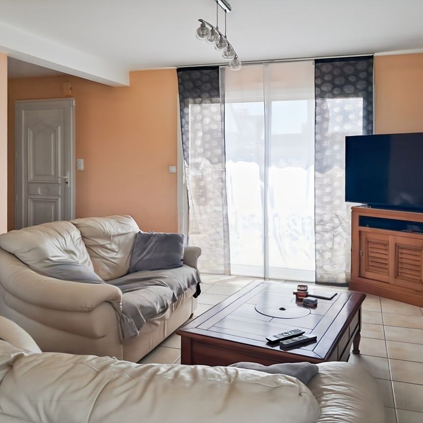 Location Maison 7 pièces 145m² SENS DE BRETAGNE 35490 - Photo 1