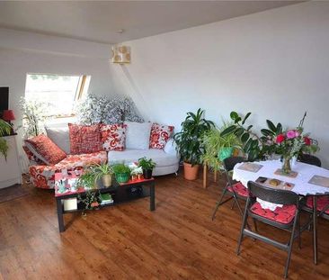 Crouch End Hill, Crouch End, London, N8 - Photo 1