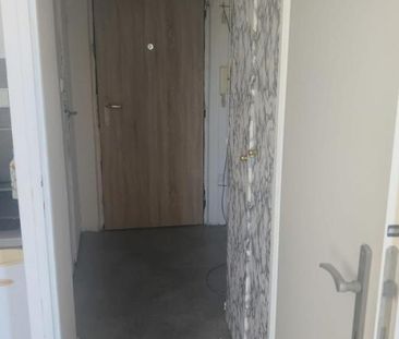 Pronájem bytu 1+1 35 m2 - Photo 1