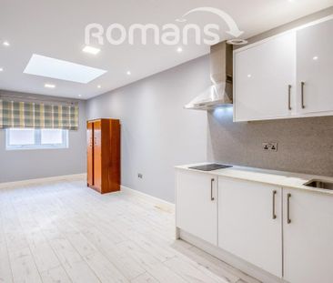 Studio to rent - Photo 2