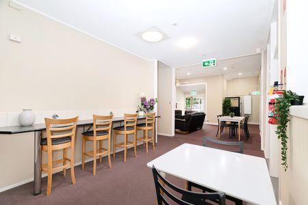 “The Lodge”, 549 Ipswich Rd Annerley - Photo 2