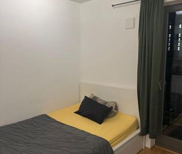 Studio apartment for sublet - Photo 1