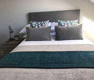 1 bedroom in a flat share to rent - Photo 3