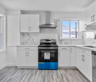 For Lease - 1223 Sunningdale Road, London North, Ontario - Photo 3