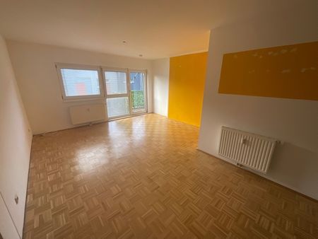 Familienglück! Geförderte Familienwohnung mit Balkon und Tiefgaragenabstellplatz - Foto 3