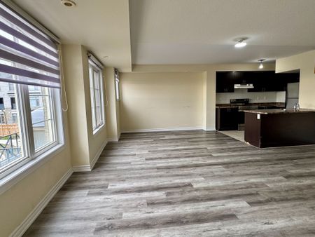 For Lease - 200 Veterans Drive Unit# 5, Brampton, Ontario - Photo 3
