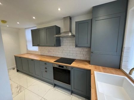 Wylva Avenue, Crosby, L23 0TH - Photo 2