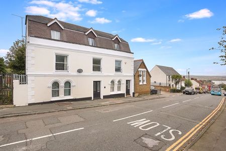 Church Street, Gillingham - Photo 4