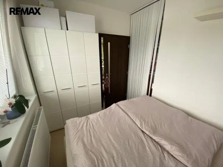 Pronájem krásného bytu 2+kk se zahradou 200 m - Photo 5