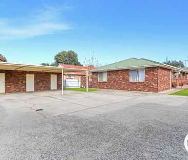 NEAT 2-BEDROOM UNIT IN EAST ALBURY - Photo 5