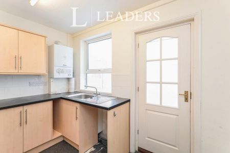 2 bedroom house to rent - Photo 2