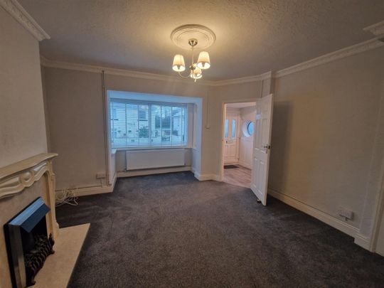 St. Margarets Avenue, Jersey Marine, SA10 6JH, Neath - Photo 1