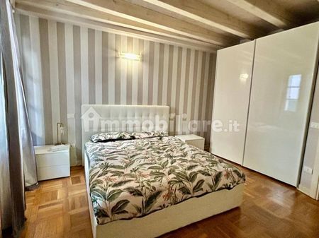 Trilocale vicolo I. Signori 3, Centro Storico, Desenzano del Garda - Photo 4