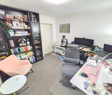 4 Bedroom Detached To Let - Photo 4