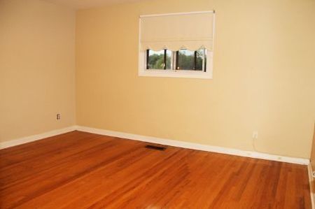 For Lease - 40 Futura Drive Unit# Upper, Toronto, Ontario - Photo 4