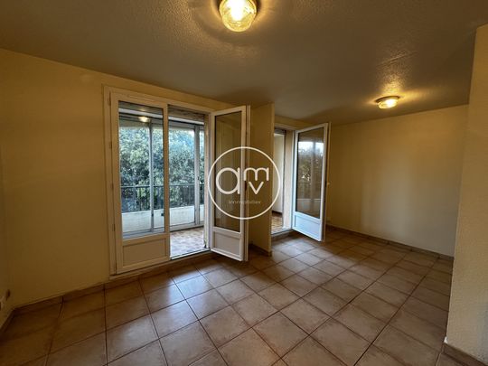 Location Appartement 2 pièces 29m² LA SEYNE SUR MER 83500 - Photo 1