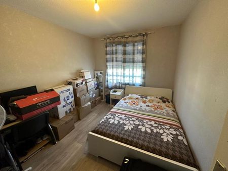 Location Appartement 3 pièces 63m² CLERMONT FERRAND 63000 - Photo 2