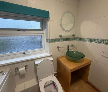 3 bedroom semi-detached house to rent - Photo 4