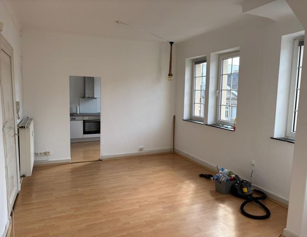 zu vermieten 2 ZKDB, 44 qm incl. Küche und großer ca. 30 qm Gemeinschaftsdachterrasse im 3. OG. - Photo 1