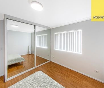 Premium Two Bedroom Apartment Moments from Parramatta CBD - 950M To... - Photo 4