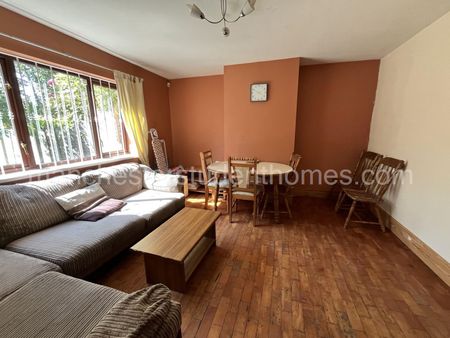 Garswood Road, Manchester, M14 7LJ - Photo 2