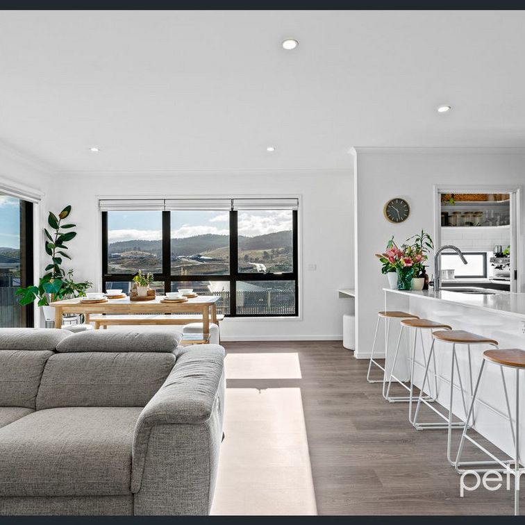 6 Month Lease - Photo 1