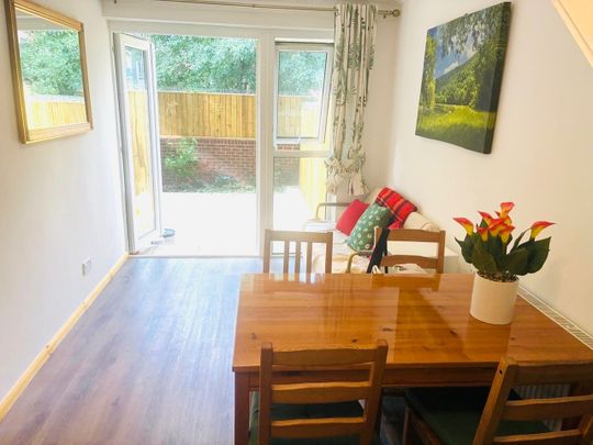 Room in a Shared Flat, Wynford Road, N1 - Photo 1