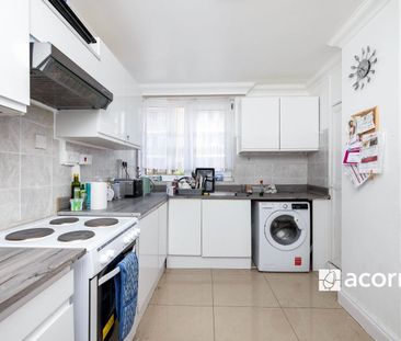 House to rent - Kinglake Street, London, SE17 - Photo 2