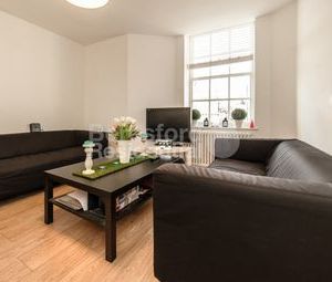 2 Bedrooms Flat to rent in Tulse Hill SE27 | £ 340 - Photo 1